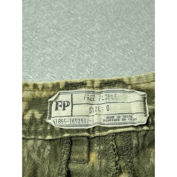 Free People Shorts Women's 0 Jeans Distressed Cut Off Acid Wash Grunge Waist 28 - Picture 5 of 11